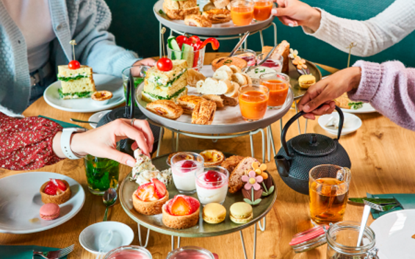 HIGH TEA IN DE PROEFTUIN